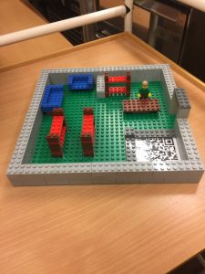 Så här snyggt blev biblioteket! Den innehåller dessutom en QR kod som ska skannas in.